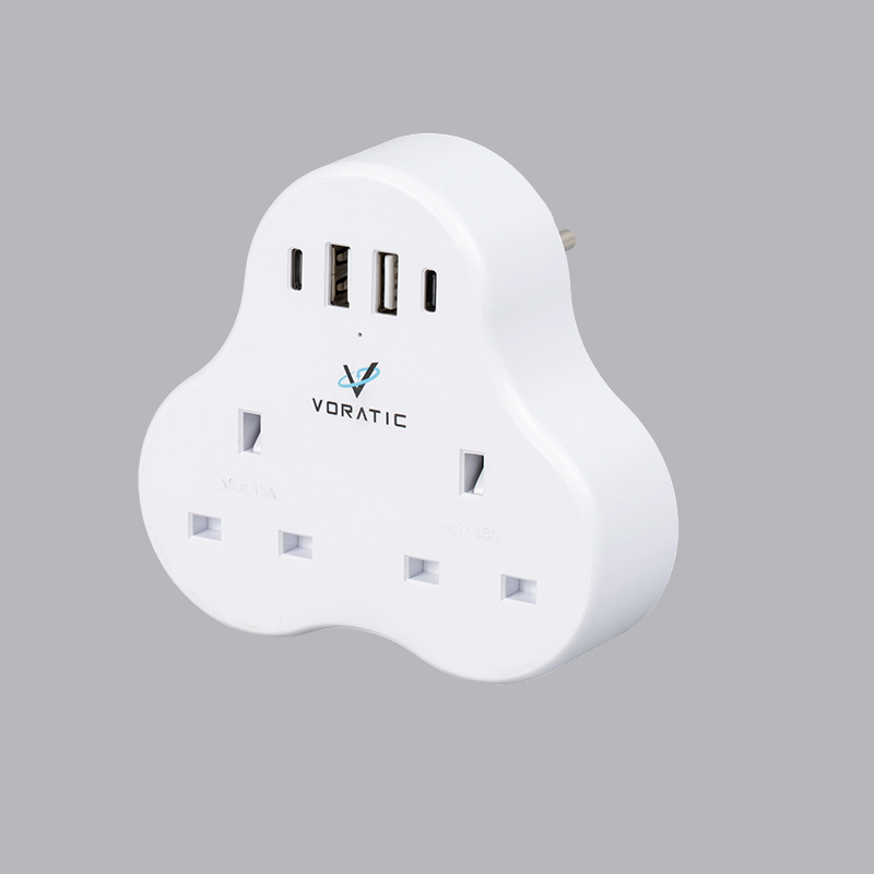 VT-923-DE Birleşik Krallık'tan Almanya'ya, 2 soket, 2 USB bağlantı noktası, 2 C tipi bağlantı noktası adaptörü